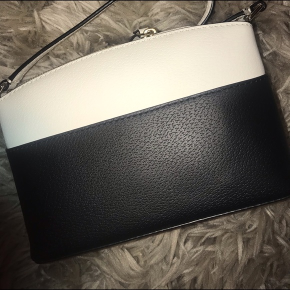 Kate spade cross body - Picture 6 of 8